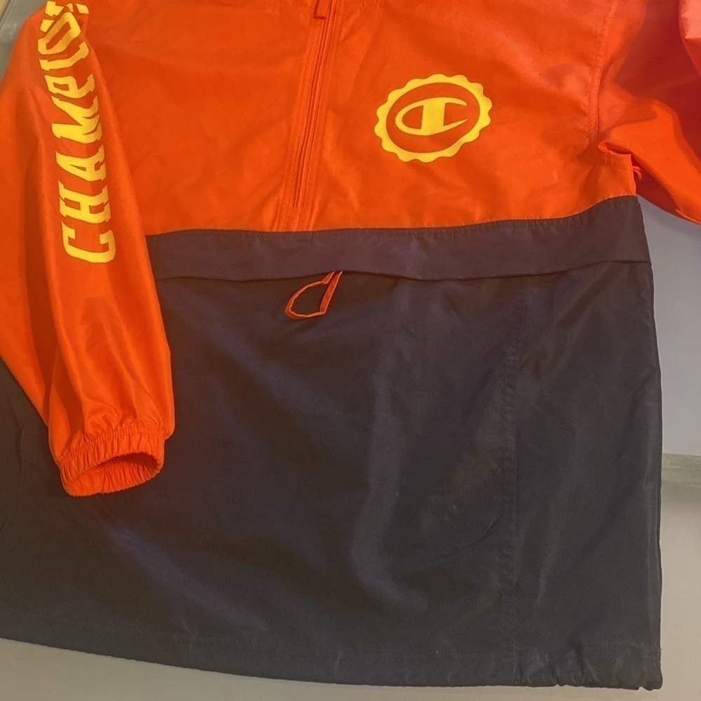 Like NEW Champion Hooded Jacket Streetwear Windbreaker Size M - Picture 3 of 9